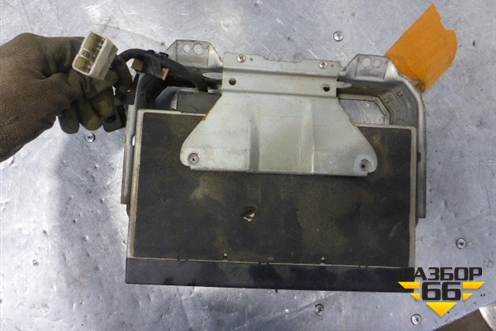 Проигрыватель CD/DVD (ченджер) (8627060040) для Toyota Land Cruiser (100) с1998-2007г (Ленд Крузер)