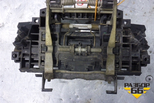 Ручка наружная двери передней левой для Audi A8 с 2002-2010г (А8)