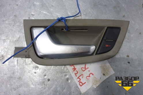 Ручка внутренняя двери задней левой (4E0837019) для Audi A8 с 2002-2010г (А8)