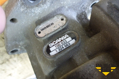 Кран тормозной главный (1324663) для Scania 5 R Series с 2004-2016г
