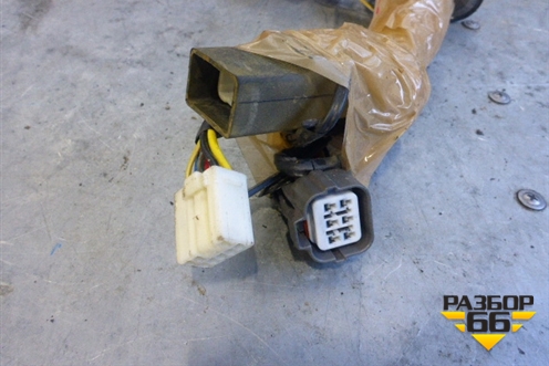 Проводка двери задней левой для Mitsubishi Lancer-9  с 2003-2008г (Лансер)