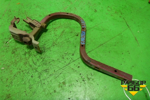 Петля крышки багажника левая (0K2A152720) для Kia Spectra с 2001г (Спектра)