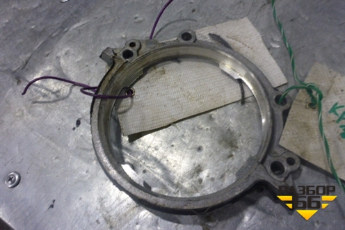 Крышка коленвала задняя (1.2л.CR12DE) для Nissan Micra (К12Е) с 2002-2010г (Микра)