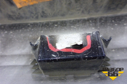 Накладка двери багажника (нижняя) (CJ54S423A40) для Ford Kuga с 2012г (Куга 2)