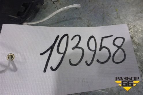 Накладка заднего бампера (5216260060) для Lexus GX-460 с 2009г (ГХ)