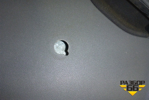 Обшивка двери задней правой под механику для Ford Focus 2 с 2008-2011г (Фокус)