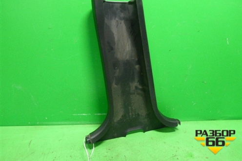 Обшивка стойки центральная нижняя правая (MR444208) для Mitsubishi Lancer-9  с 2003-2008г (Лансер)