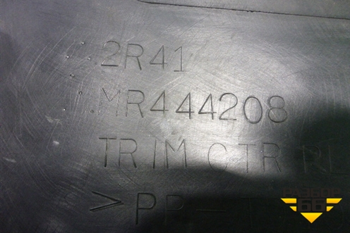 Обшивка стойки центральная нижняя правая (MR444208) для Mitsubishi Lancer-9  с 2003-2008г (Лансер)