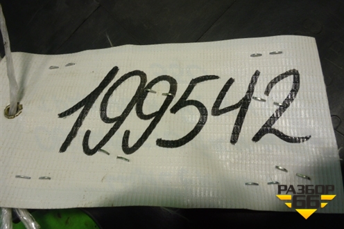 Обшивка стойки центральная нижняя правая (MR444208) для Mitsubishi Lancer-9  с 2003-2008г (Лансер)