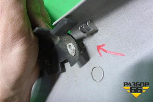 Обшивка стойки лобового стекла правая (13180561) для Opel Corsa D с 2006-2014г (Корса Д)