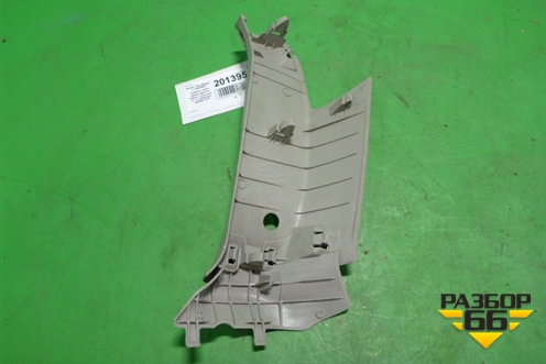 Обшивка стойки задняя верхняя правая (передняя часть универсал) (8200327226) для Renault Megane 2 с 2002-2009г (Меган)