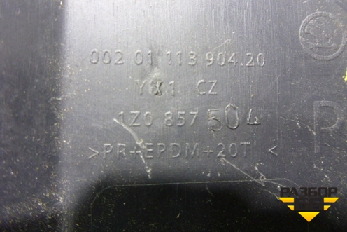 Накладка на торпедо (боковая правая) (1Z1857504) для Skoda Octavia (А5) с 2004-2013г (Октавия)