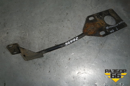 Кронштейн переднего крыла левый для MAN TGA 4-Series  с 2000-2008г (ТГА)