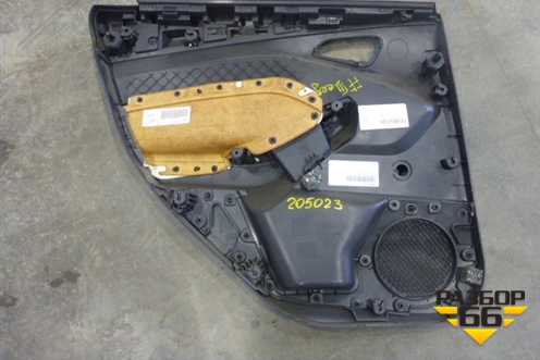 Обшивка двери задней правой под механику (седан) для Ford Focus 3 с 2011г (Фокус)