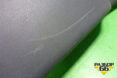 Обшивка стойки центральная нижняя левая (8200034955) для Renault Megane 2 с 2002-2009г (Меган)