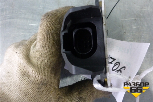 Датчик ускорения (4B0907637A) для Volkswagen Passat (B5) с 1996-2005г (Пассат Б5)