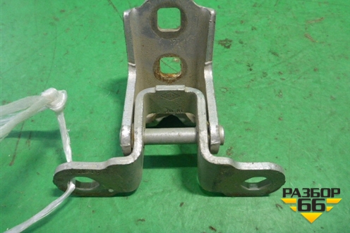 Петля двери задней правой верхняя для Renault Megane 2 с 2002-2009г (Меган)