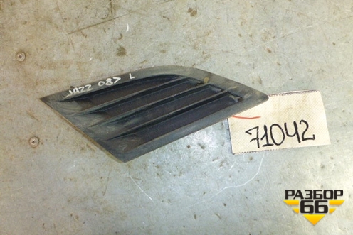 Решетка в передний бампер левая для Honda Jazz(GE) с 2008-2014г (Джаз)