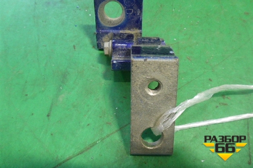 Петля двери передней правой нижняя для Fiat Bravo с 2006г (Браво)