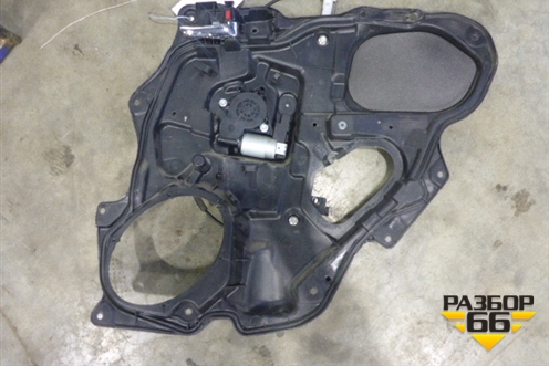 Стеклоподъёмник электрический задний правый для Mazda Mazda 3 (BK) с 2003-2009г 