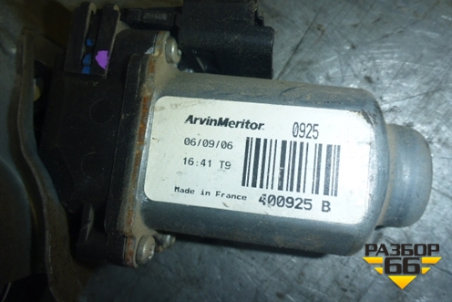 Стеклоподъёмник электрический передний левый для Nissan Note (Е11) с 2005-2013г (Нот)