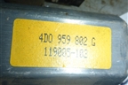 Стеклоподъёмник электрический передний правый (4D0959802G) для Audi A8 с 1998-2003г (А8)