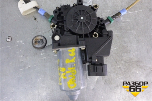 Стеклоподъёмник электрический передний правый для Audi A8 с 1998-2003г (А8)