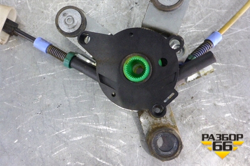 Стеклоподъёмник электрический задний правый (4D0839398) для Audi A8 с 1998-2003г (А8)