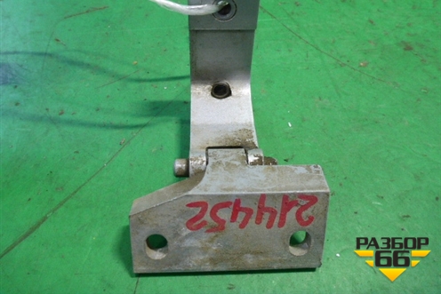 Петля двери задней правой верхняя (4D0833402) для Audi A8 с 1998-2003г (А8)