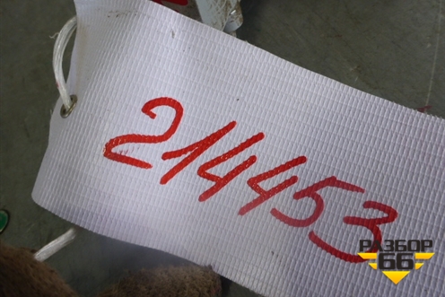 Петля двери задней левой верхняя (4D0833401) для Audi A8 с 1998-2003г (А8)