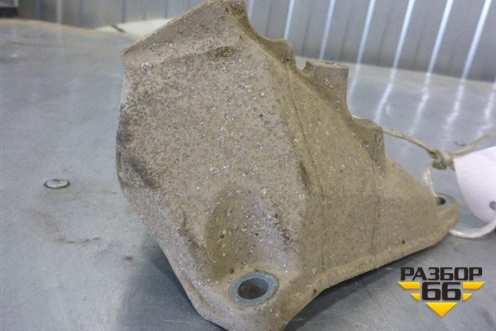 Кронштейн двигателя левый (4.2л AVW) (4D0199307S) для Audi A8 с 1998-2003г (А8)