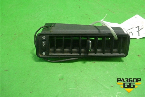 Дефлектор воздушный (4D0819703B) для Audi A8 с 1998-2003г (А8)