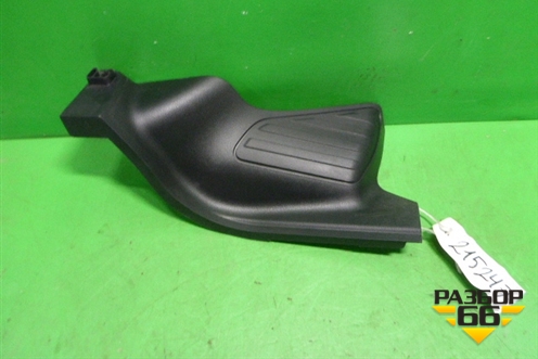 Накладка порога внутренняя заднего правого (6H5X13244ADW) для Land Rover Freelander 2 с 2007г (Фрилендер)