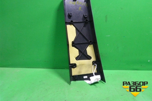 Обшивка стойки центральная нижняя правая (6H5224396AAW) для Land Rover Freelander 2 с 2007г (Фрилендер)