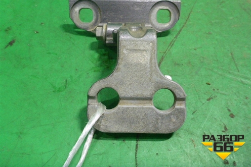 Петля двери задней правой нижняя (LR003085) для Land Rover Freelander 2 с 2007г (Фрилендер)