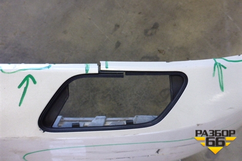 Бампер передний (без юбки под парктроник и омыватели) (A1668800940) для Mercedes Benz ML-Klass W166 c 2011г (МЛ)