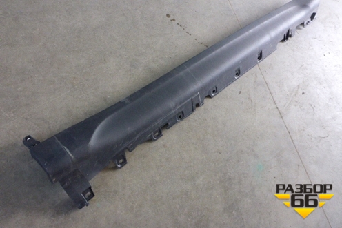 Накладка на порог наружная правая новая (51777319854) для BMW X6 E71 с 2008-2014г (Х6 Е71)