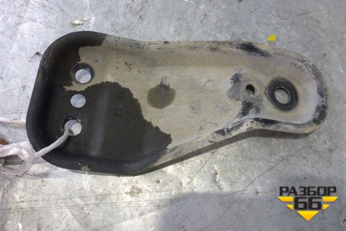 Кронштейн рычага правый (6R0199518) для Volkswagen Polo (седан) с 2010г (Поло)