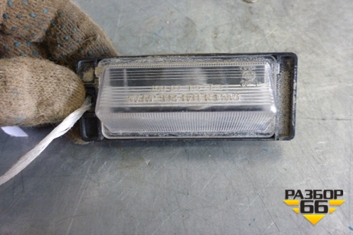 Фонарь подсветки номера для Mitsubishi Lancer-9  с 2003-2008г (Лансер)