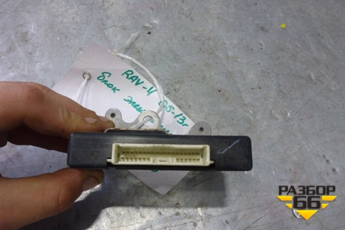 Блок электронный (8963042010) для Toyota Rav-4 с 2006-2013г (Рав 4)