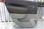 Обшивка двери задней левой под механику (8200213371) для Renault Scenic с 2003-2009г (Сценик)