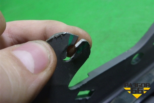 Накладка на торпедо (над коленями водителя) (8200140742) для Renault Scenic с 2003-2009г (Сценик)