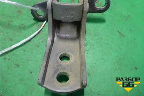 Петля двери передней левой верхняя (1062002670) для Geely Emgrand (EC7) с 2009-2016г (Эмгранд)