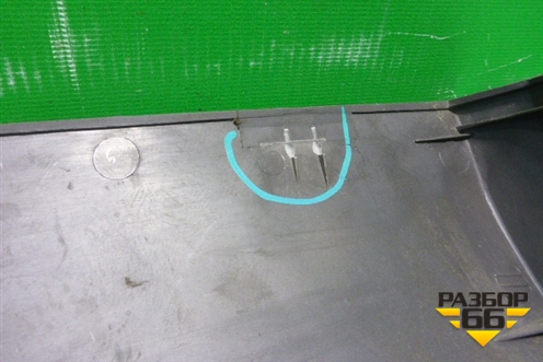 Накладка на торпедо (над коленями водителя) (0K2A164290) для Kia Shuma с 2001-2004г (Шума)