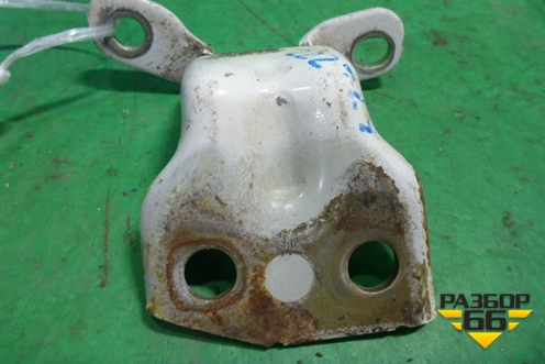 Петля двери задней левой нижняя (0K2A173240B) для Kia Shuma с 2001-2004г (Шума)