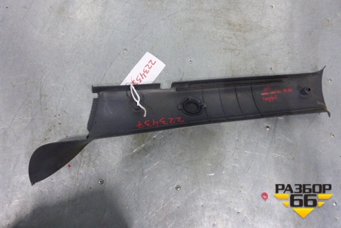 Обшивка стойки лобового стекла правая  (1480665) для Scania 5 R Series с 2004-2016г