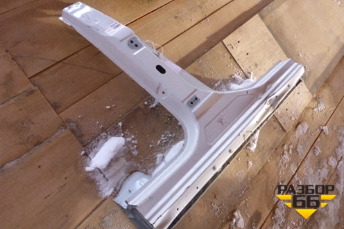 Порог со стойкой правый для Peugeot 3008 с 2010-2016г