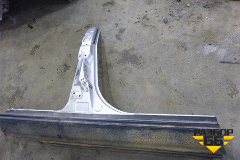 Порог со стойкой правый (LONG) для Audi A8 с 1998-2003г (А8)