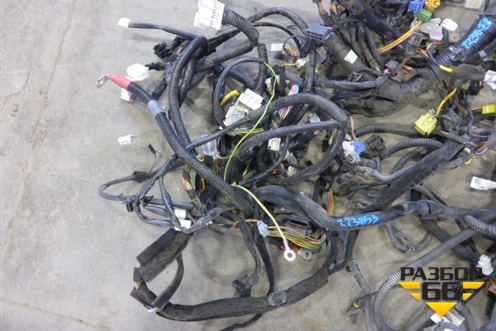 Проводка подкапотная для Infiniti Infiniti QX56/QX80 (Z62) с 2010г (Ку икс56/80)