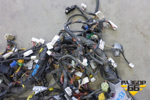 Проводка подкапотная для Infiniti Infiniti QX56/QX80 (Z62) с 2010г (Ку икс56/80)